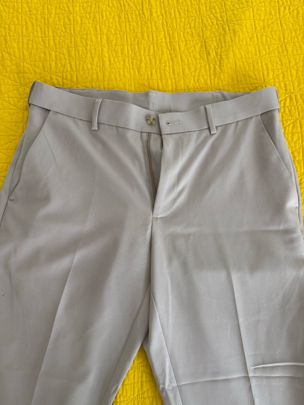 PGA Tour Men’s Dress Trousers in Tan 32x30